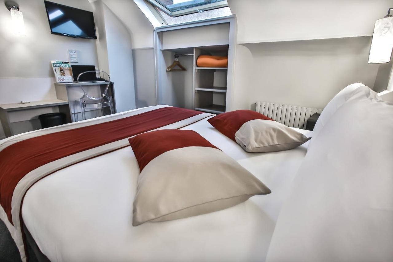 Hotel De Champagne 3*